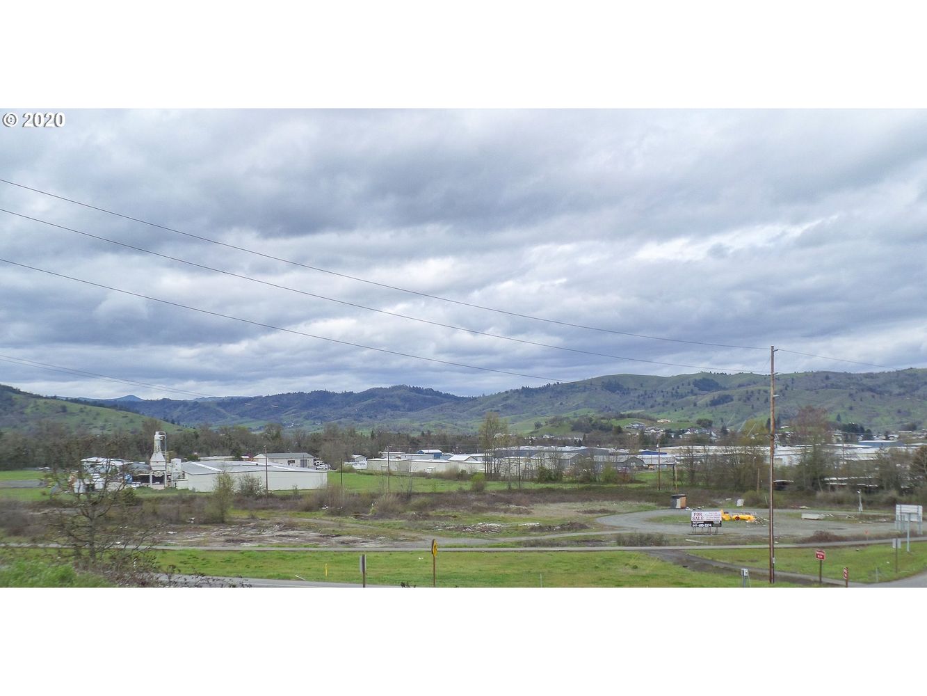 4553 Old Highway 99 S, Roseburg, OR 97471